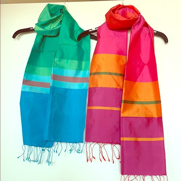 Accessories - 💝2 Gorgeous 100% Silk Scarves bundle
